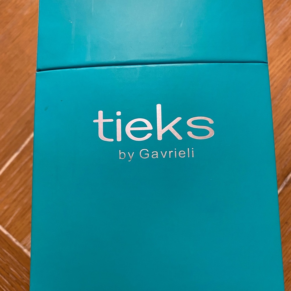 Brand new, never even taken out of the box!